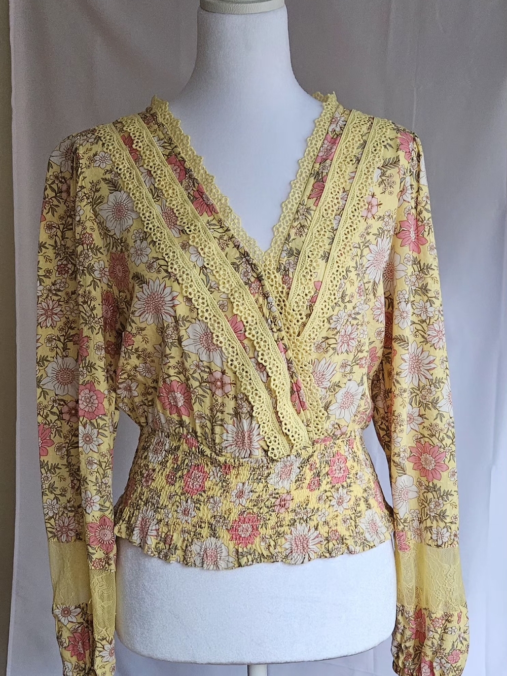 Yellow Pink Floral Boho Faux Wrap Smocked Blouse Lace Size M - Picture 1 of 14